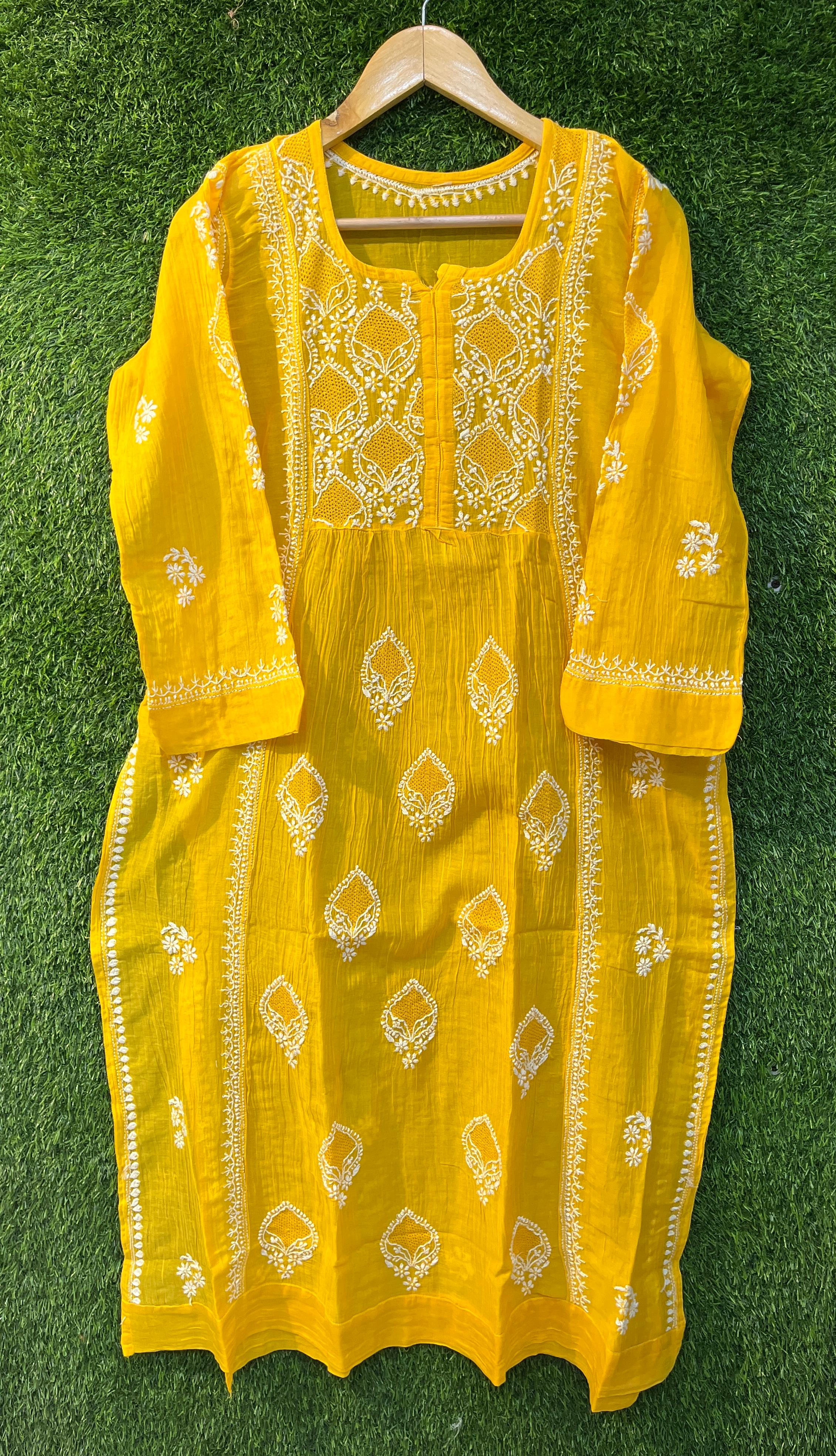 Mul Mul Chikankari Kurta Avadh Chikan