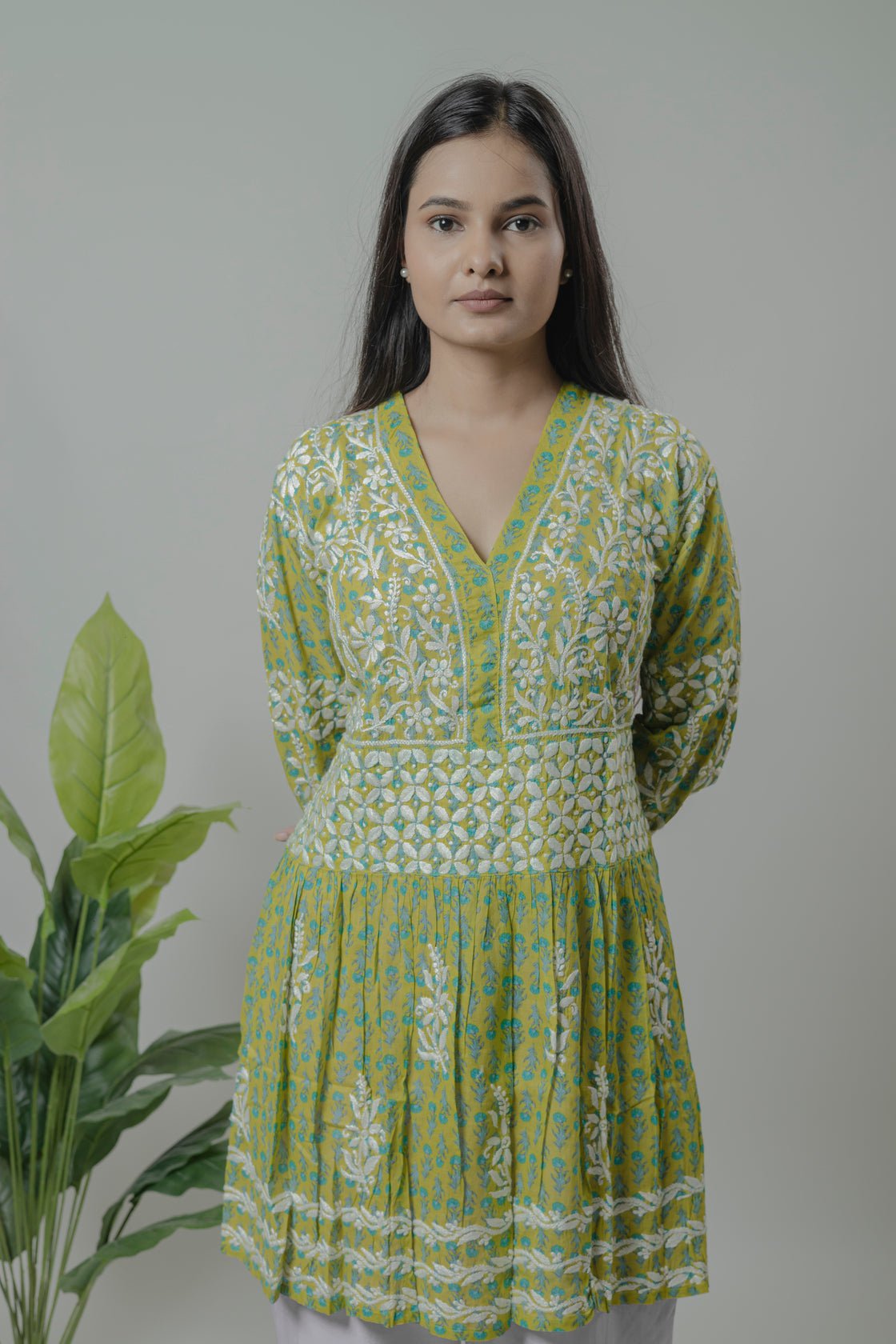 Mul Mul cotton short kurti Avadh Chikan